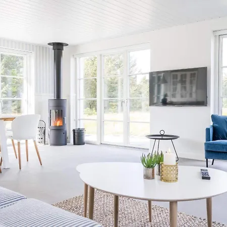 Holiday Cxliv Feriehus *